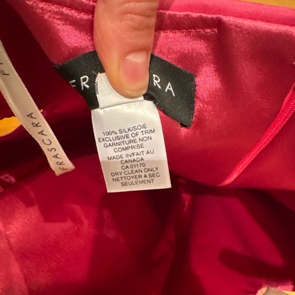 Frascara Amore Off Shoulder Fuchsia Silk Midi Dress | $1200 CAD Retail | - Picture 10 of 11